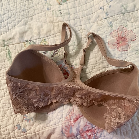 Victoria’s Secret Body by Victoria 32DD racerback front closure - Picture 2 of 2